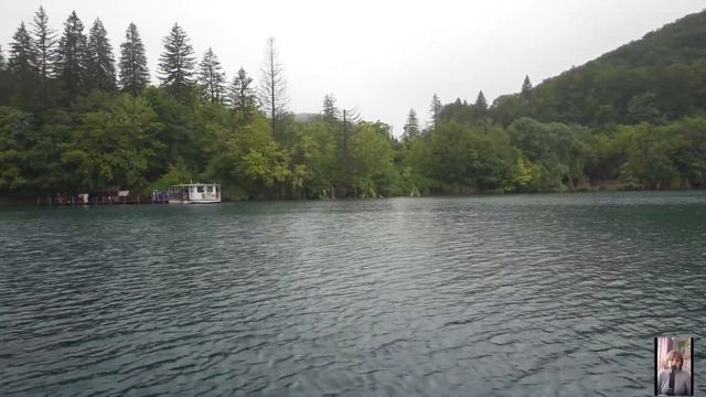 Муж бросился к жене, еле стоя на ногах. Он зацепился за