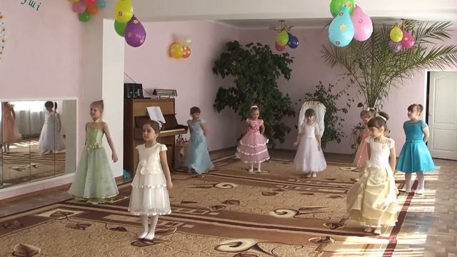 Танок "Cпи, мое солнышко" для дітей старшої групи. ЗДО № смотреть онлайн