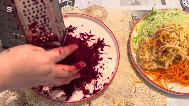 НАҒЫЗ ЖАЗҒЫҒҰТЫРЫМ ЖЕЙТІН САЛАТ! ПАЙДАЛЫ, ҚОЛЖЕТІМДІ!