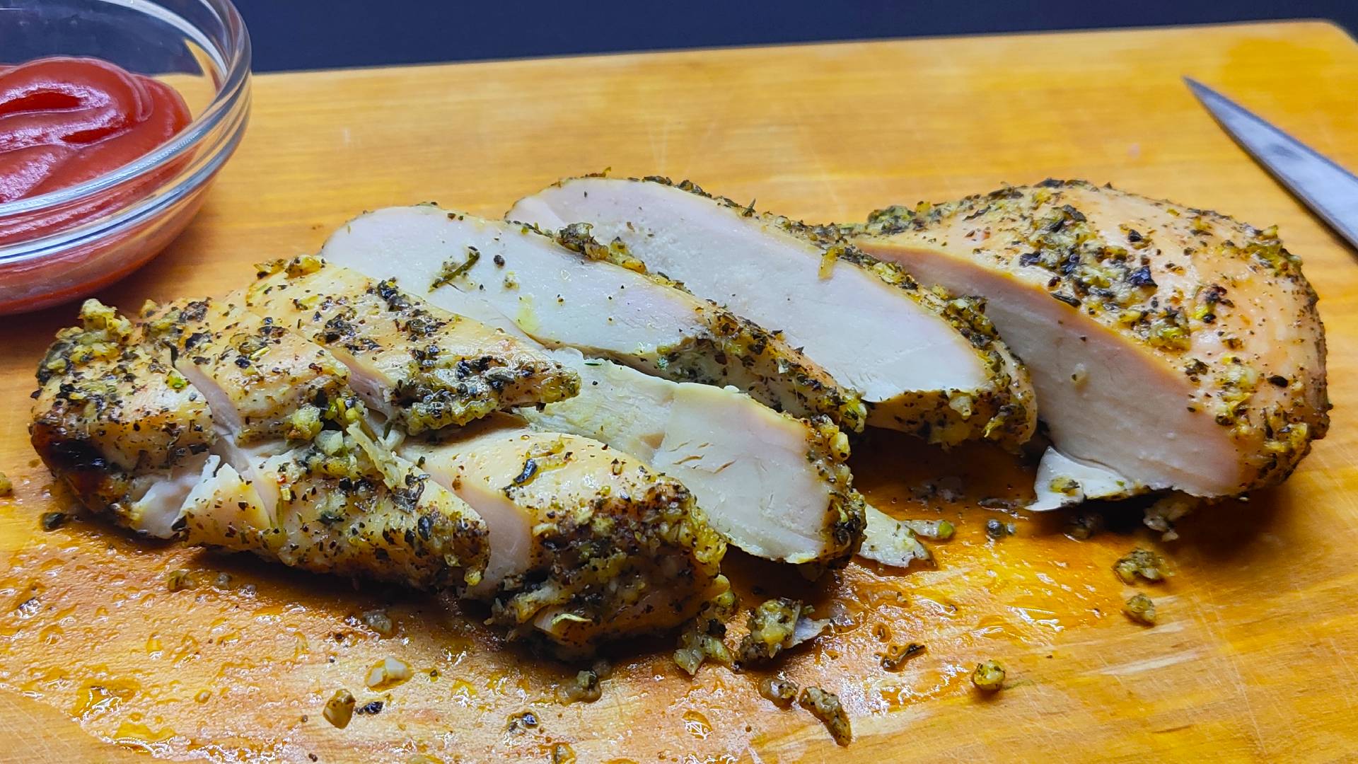 Очень простой рецепт запеченной куриной грудки в чесночном маринаде смотреть онлайн