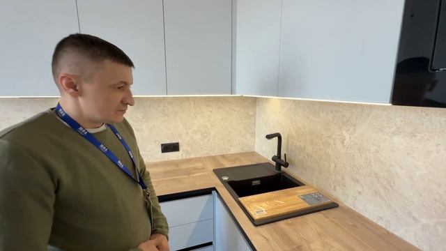 MFA URAL KKKIT.RU - Угловая кухня с барным вылетом, ЖК ТЕМП, г. Е