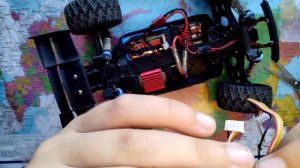 Ставим новый сервопривод на радиоуправляемую машинку