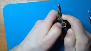 Разбираем корпус ключа от автомобиля Чери. Способы ра?