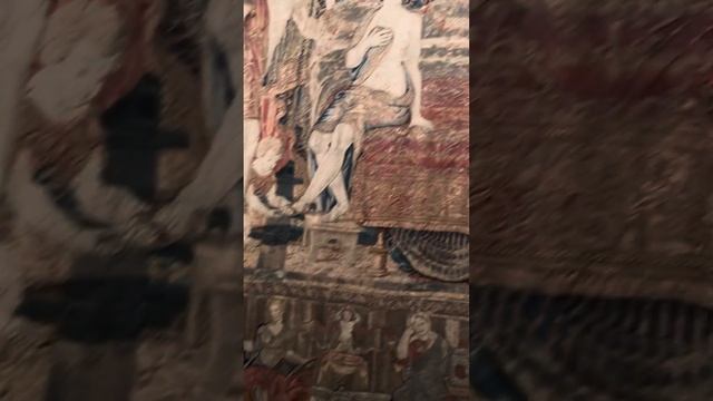 Сокровища из метрополитен музея города Нью-Йорк на Ма?