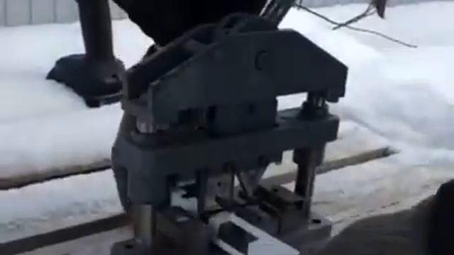 Отрезные пресса системы Magnum