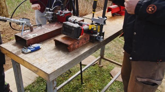 Аккумуляторный шуруповёрт Milwaukee FDD3 502X:  сколько на сам?