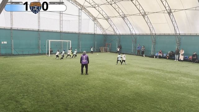 Футбольний матч між КДЮСШ КОЗАК (чорні) - UPTOWN. Гра за 5-6 ?