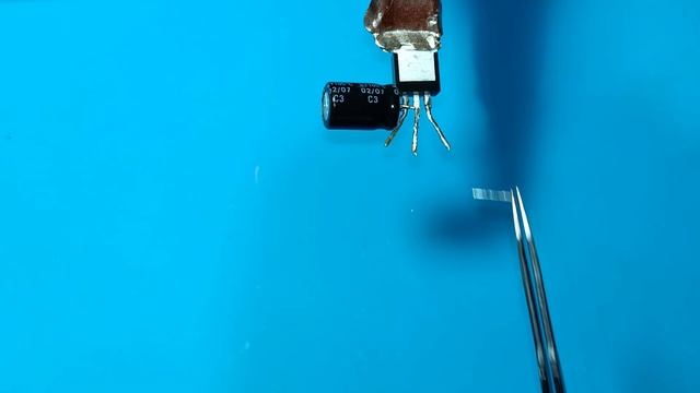 Навесной монтаж #diy #ne555 #паяльник