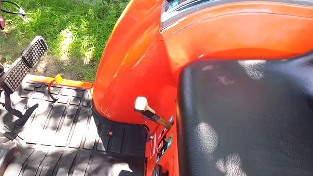Японский минитрактор Kubota KT 22 смотреть онлайн