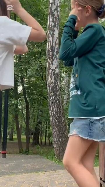 Повторяй за нами смотреть онлайн