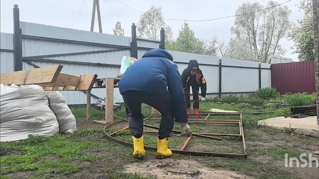 Сморчки, весенние грибы, деревня, май, Сварка каркаса д смотреть онлайн