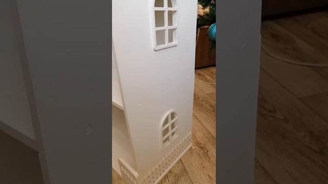 Кукольный домик/Дом для кукол барби и меньше.