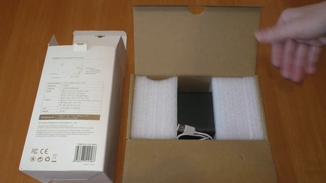 Портативный аккумулятор Romoss PEA60  распаковка.