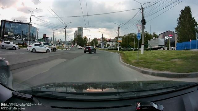 IBOX F5 PRO 4K Запись днем 2.