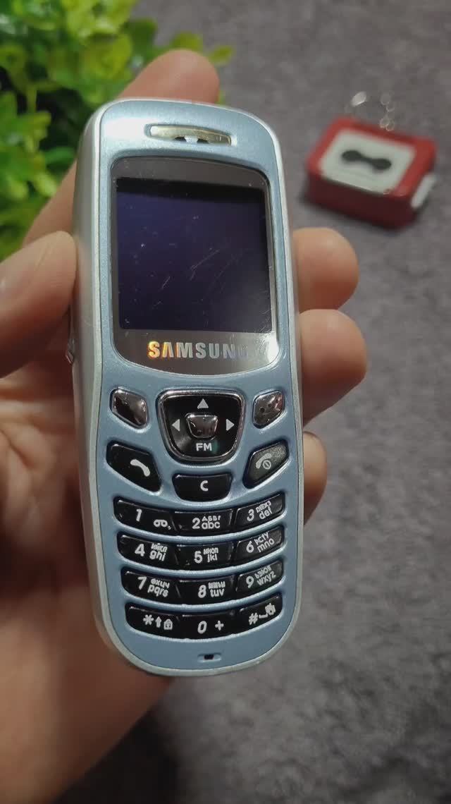 Samsung C230 смотреть онлайн