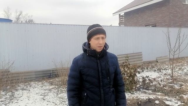 Мы приехали на дачу, обрезка черной смородины смотреть онлайн