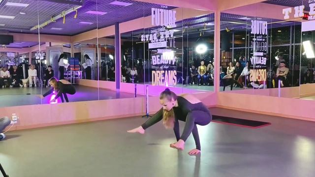 Показательные Выступления по Йоге 2025 Одесса. Марченко