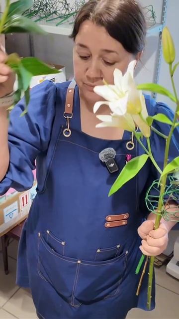 Как собрать букет на каркасе? #цветы смотреть онлайн