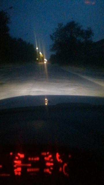 Устоновил лед туманный фары на хендай акцент горят огонь