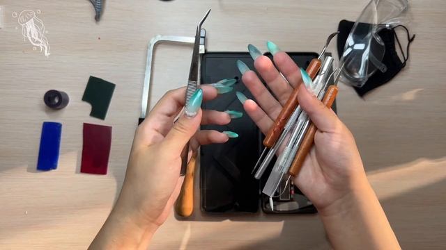 Набор инструментов, которые должны быть у каждого нов?