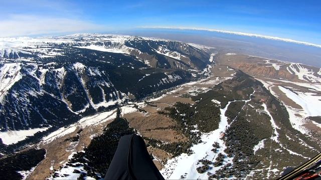 Мартовские полёты ч.7 | Полёт в г. Каракол | Крыло SkyParaglide
