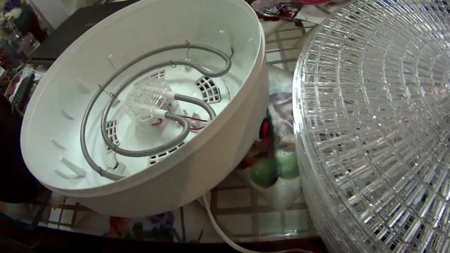 Сбор вишни и ее сушка на бюджетной электросушилке. смотреть онлайн