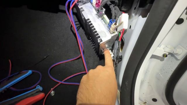Подключение задних динамиков на poer king kong ( rear speakers) смотреть онлайн