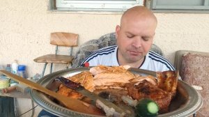 Мукбанг рыба на углях и свиные рёбрышки/Обжор на даче/еда на камеру