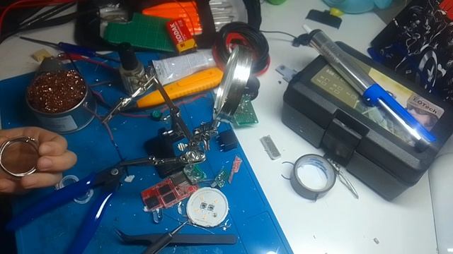 Радиолюбителям привет