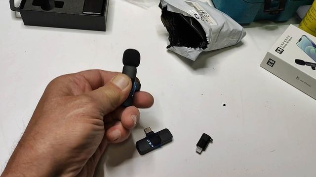 Микрофон петличный за 300р. зря потраченные деньги.