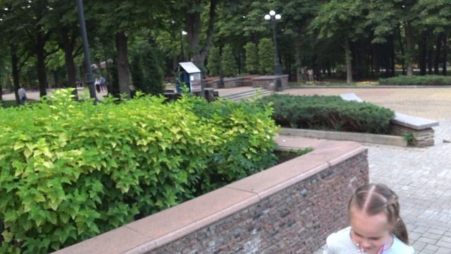 ДНР, Парк Щербакова. 11.07.2025г.Лиза 5 лет. смотреть онлайн