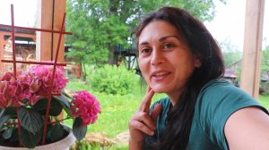 В новом доме залили все полы и поработали на старом участке. Жизнь в деревне