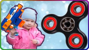 Гигантский спиннер атакует! Битва нерфов на детской площадке!