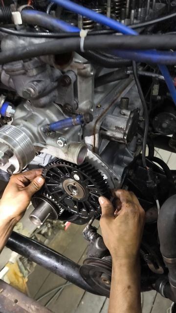 Люфт распредвала УМЗ 4216 - 1мм.