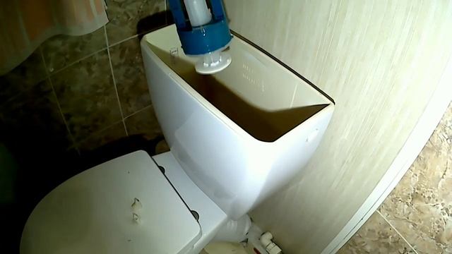 Боковая подача. Меняем слив бачка унитаза. смотреть онлайн