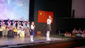 Мохань Сюй с сестрой - Весёлый ветер