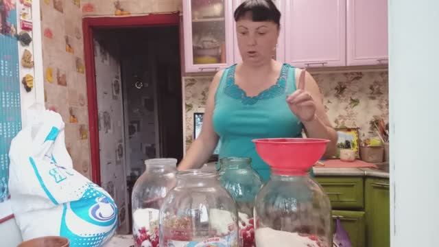 ЧТО МЫ ДЕЛАЕМ И ЧЕМ МЫ ЗАНИМАЕМСЯ, КАНАЛ О ПОВСЕДНЕВНОЙ ЖИЗНИ смотреть онлайн