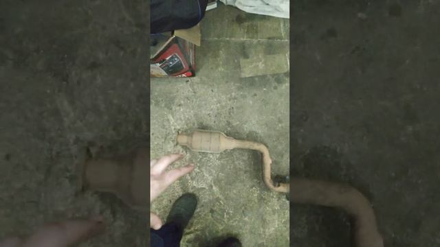 Заменил гофру выхлопной системы на катализатор смотреть онлайн
