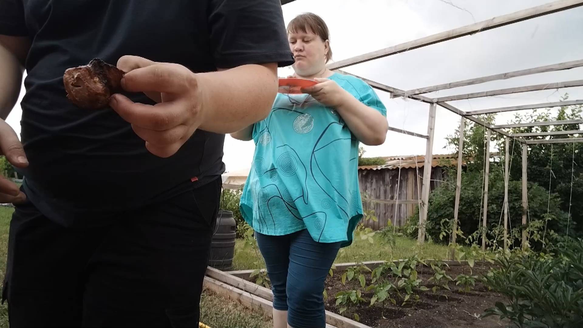 ПРОСТАЯ ЖИЗНЬ 45// УЕХАЛИ К БРАТУ НА ШАШЛЫКИ//ЖИЗНЬ В НЕБОЛЬШОМ ГОРОДКЕ смотреть онлайн