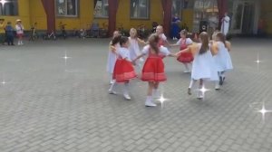 Танец « Я живу в России»