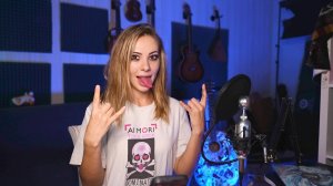 СТРИМ ПОЕМ ОБЩАЕМСЯ И СМОТРИМ ВИДЕО