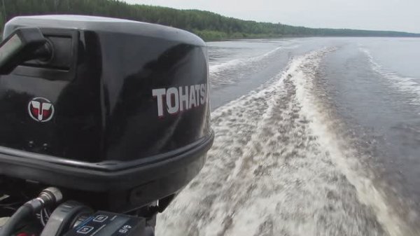 Тохатсу 9.8.Полный газ.1 литр бензина.