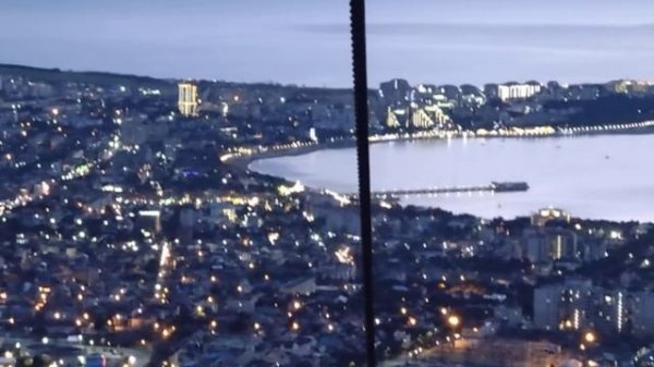 Вечерний Геленджик. Канатка в парке Олимп.