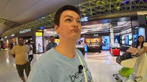 Цены в Дьюти Фри в Бангкоке ПОРАЖАЮТ! Зажала на себя ДЕНЬГИ, решили ПРОЖРАТЬ их в кафе в Аэропорту!