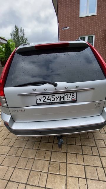 Работа мотора Volvo XC90 V8