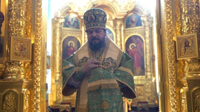 О любви к врагам. Слово владыки Антония в день отдания праздника Пятидесятницы смотреть онлайн