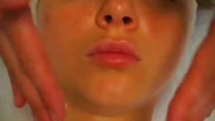 ПРЕМИАЛЬНЫЙ МНОГОУРОВНЕВЫЙ УХОД "8 СТУПЕНЕЙ" смотреть онлайн