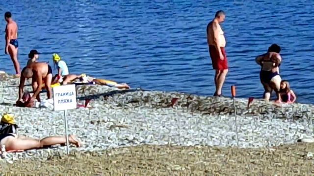 Пляж санатория Кавказ в ГЕЛЕНДЖИКЕ смотреть онлайн