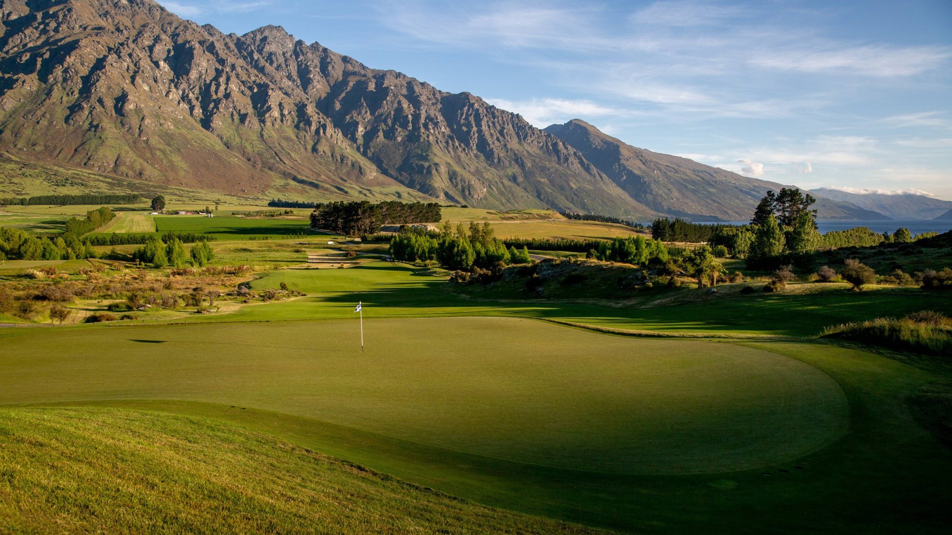 Гольф в Jacks Point Golf Cource в Новой Зеландии | Расслабляющий гольф смотреть онлайн