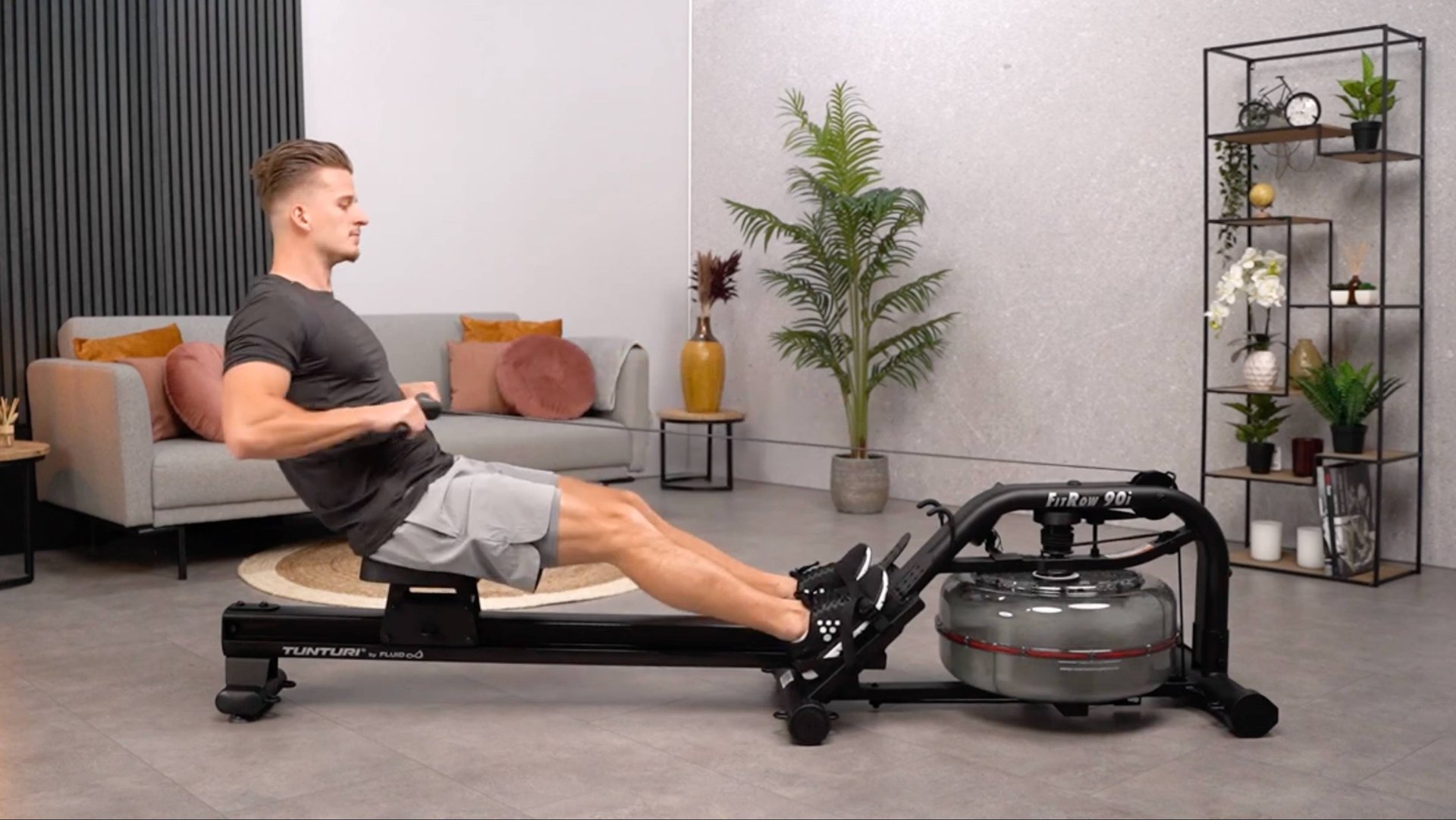 ГРЕБНОЙ ТРЕНАЖЕР TUNTURI by FLUID FITROW 90I